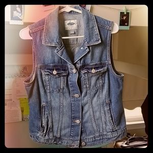 Fitted button up jean vest